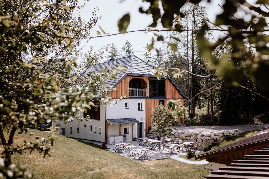 Das Schutzhaus-Bed And Breakfast-Dein Basislager Im Salzkammergut Bad Aussee Zewnętrze zdjęcie